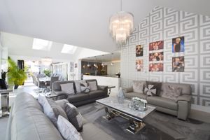 Photo 17- click for photo gallery